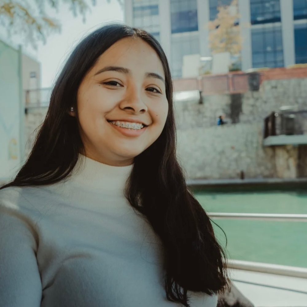 Meet your Posher, Tara